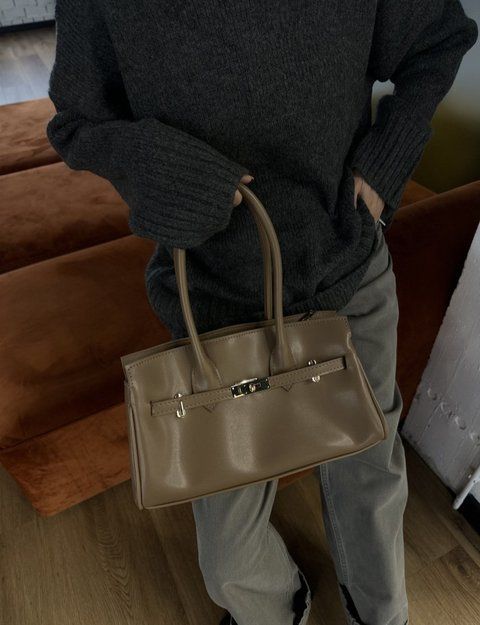 Жіноча сумка-багет Next Level Bags: "Helena" 02-2572 фото