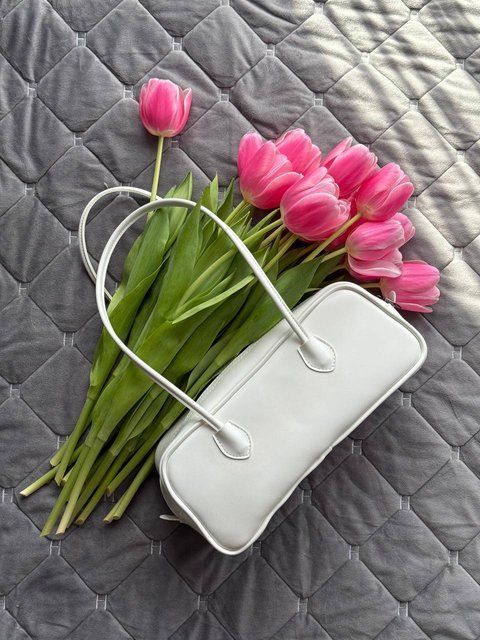Жіноча сумка-багет Next Level Bags: "Elowen Milk" 01-0125 фото